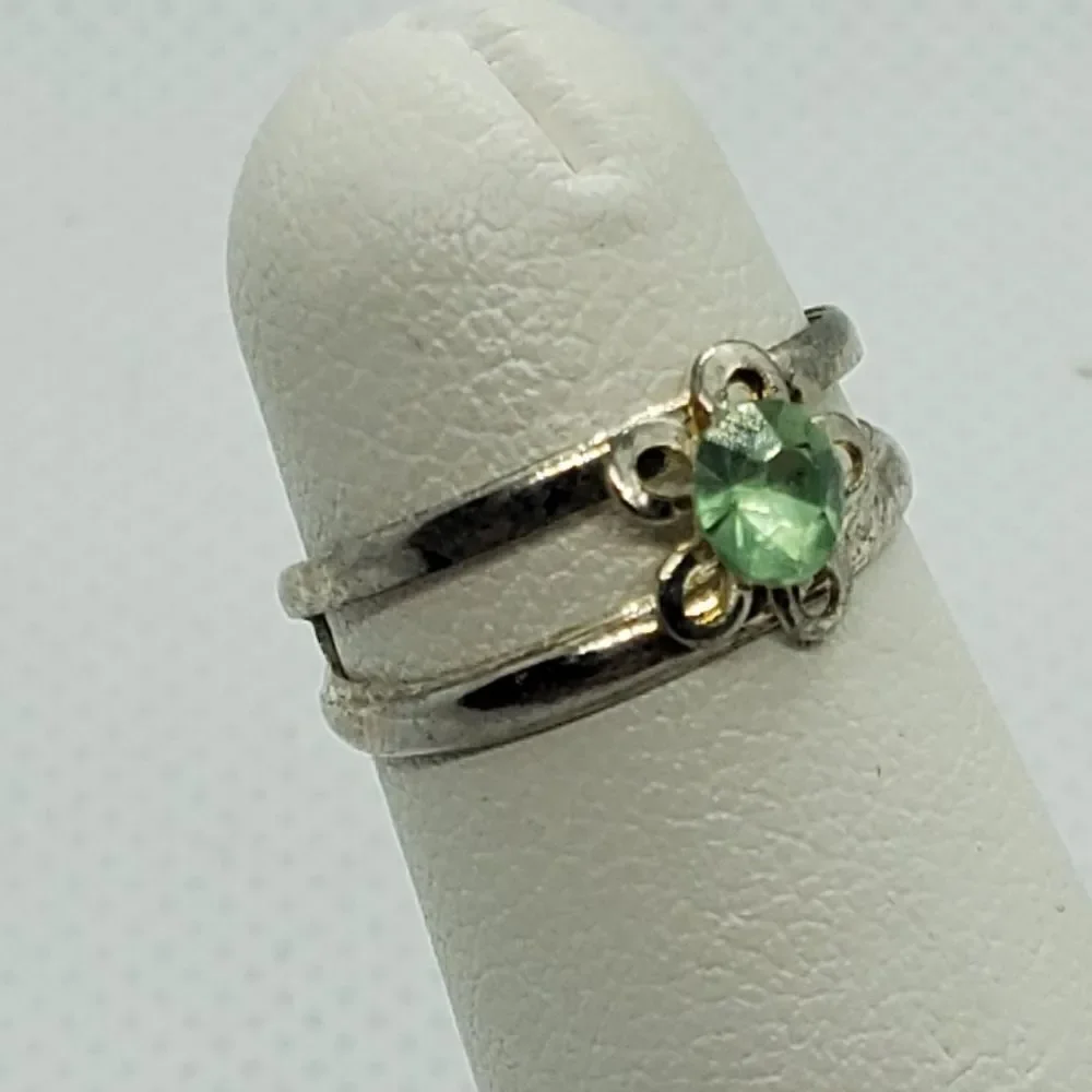 Silver & Green Flower Adjustable Toe Ring